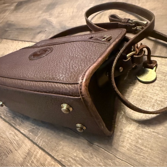 Vintage Dooney & Bourke Shoulder Bag - Picture 5 of 9